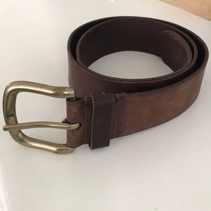 Women’s brown leather belt